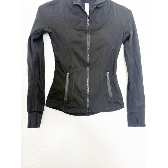 Lululemon Black Define Jacket Luon Size 2 Workout Athletic - Picture 9 of 12